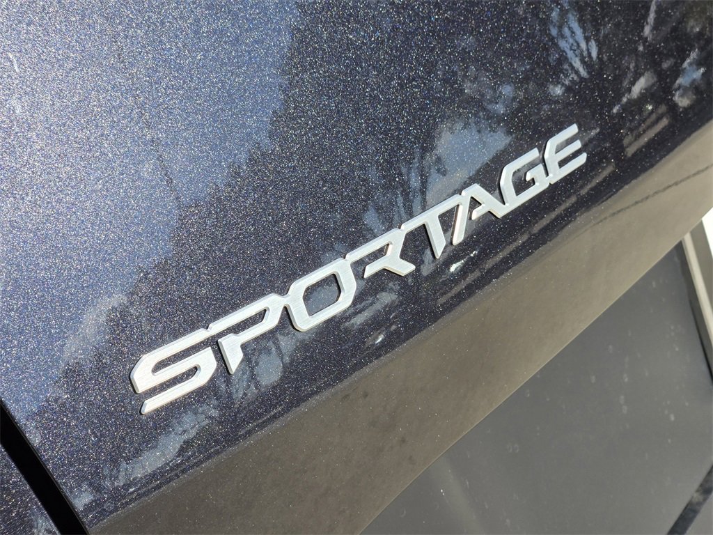 New 2026 Kia Sportage EX w/ EX Panorama Roof Package image 7