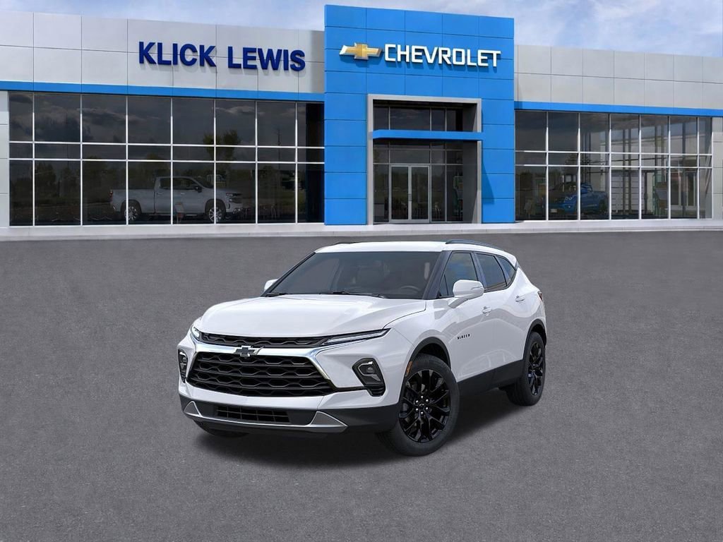 New 2026 Chevrolet Blazer LT w/ Sound & Technology Package AWD/4WD image 8