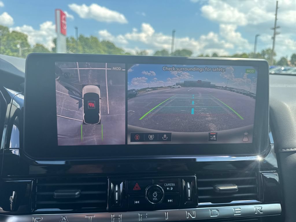 New 2026 Nissan Pathfinder SL AWD/4WD image 21