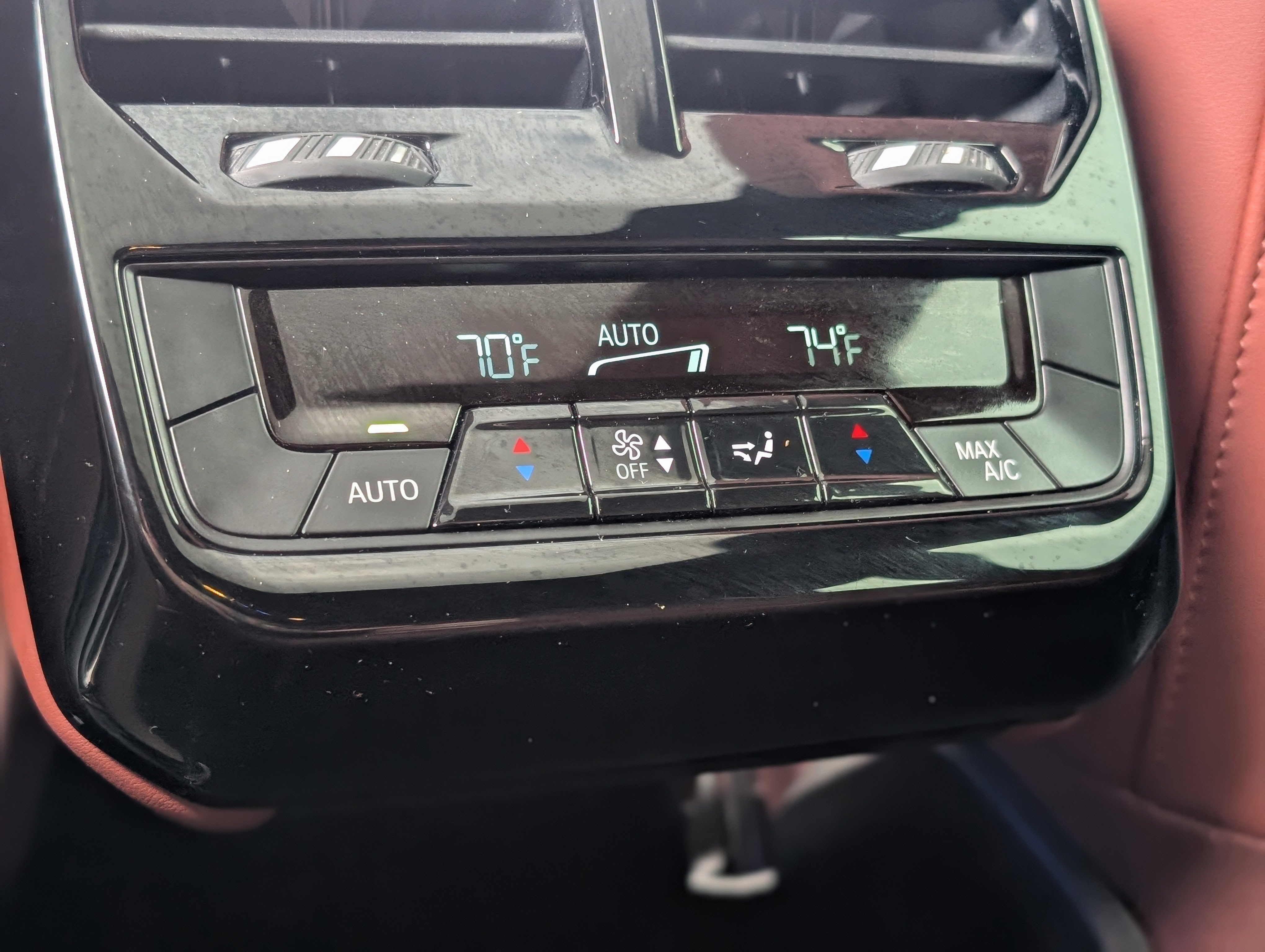 Used 2023 BMW iX xDrive50 w/ Sport Package image 44