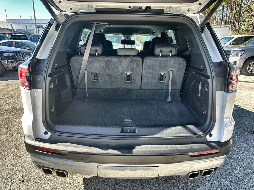 Used 2025 GMC Acadia Elevation image 25