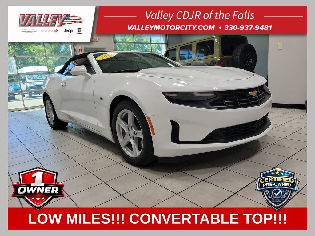Used 2023 Chevrolet Camaro LT RWD image 1