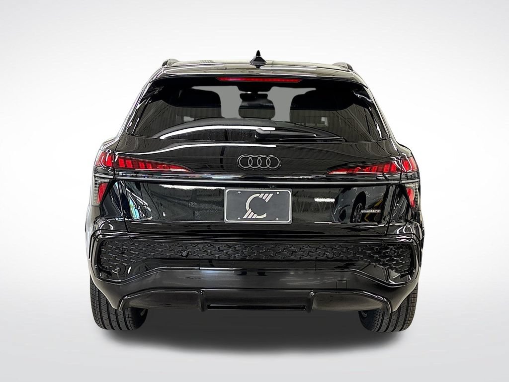 New 2026 Audi Q3 quattro 2.0T AWD/4WD image 4