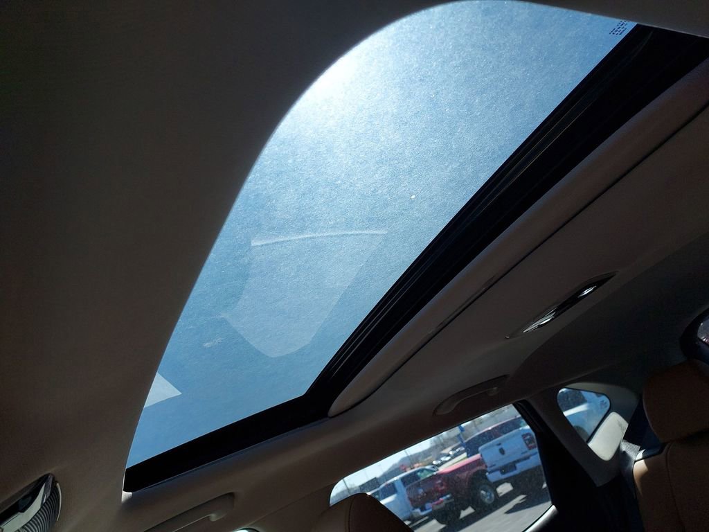 Used 2025 Kia Seltos EX w/ EX Sunroof Package image 28