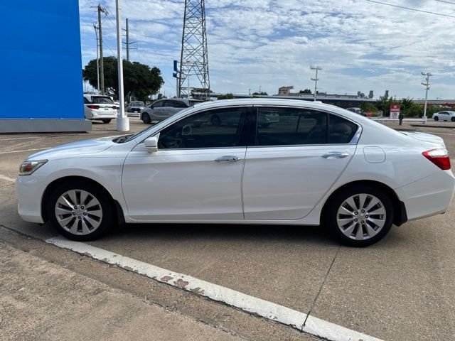 Used 2013 Honda Accord Touring image 4