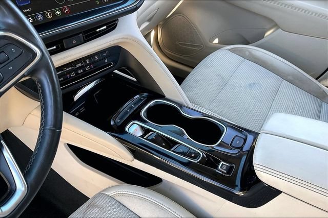 Used 2023 Buick Envision Preferred FWD image 13