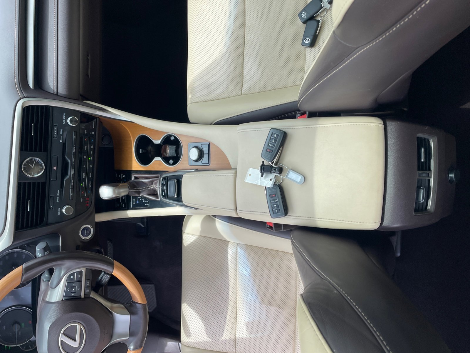 Used 2019 Lexus RX 450h AWD w/ Navigation Package image 15