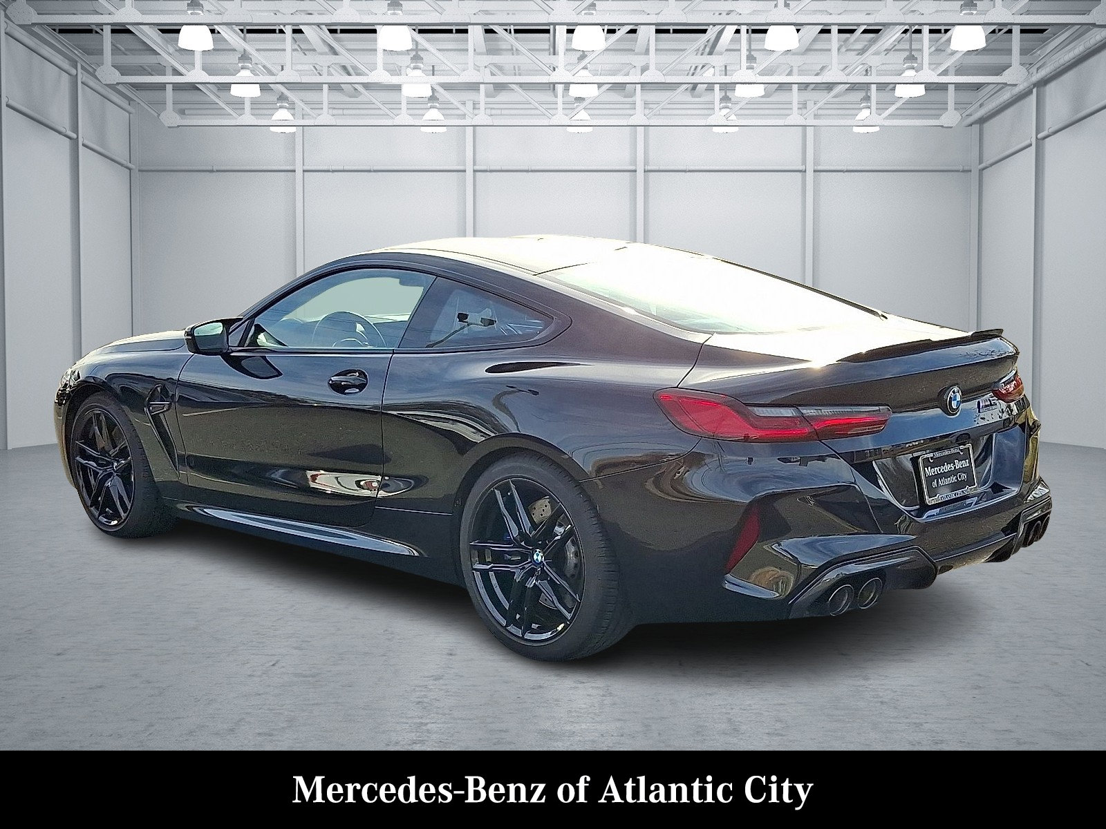 Used 2022 BMW M8 Competition w/ M Carbon Exterior Package image 4