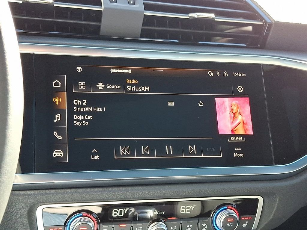 New 2025 Audi Q3 2.0T Premium image 16