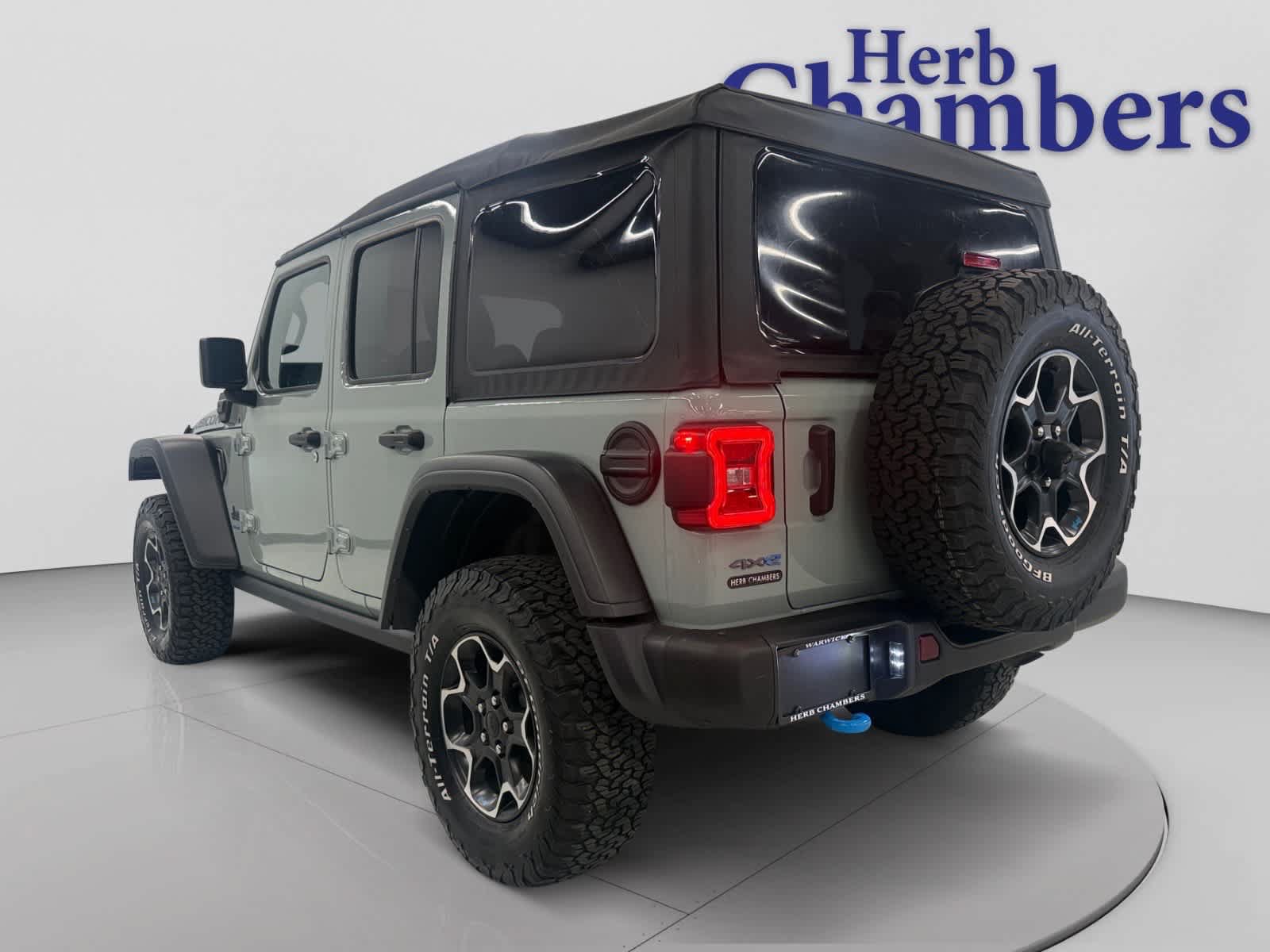Used 2023 Jeep Wrangler Unlimited Rubicon 4xe w/ Steel Bumper Group AWD/4WD image 3