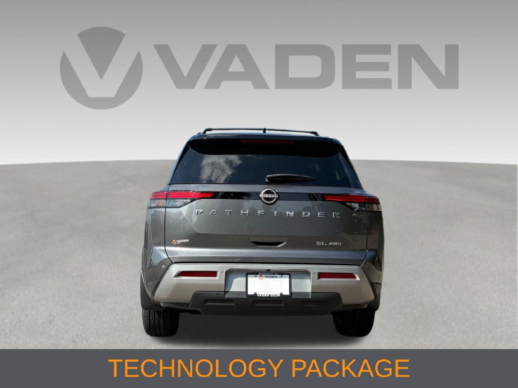 Used 2024 Nissan Pathfinder SL AWD/4WD image 4