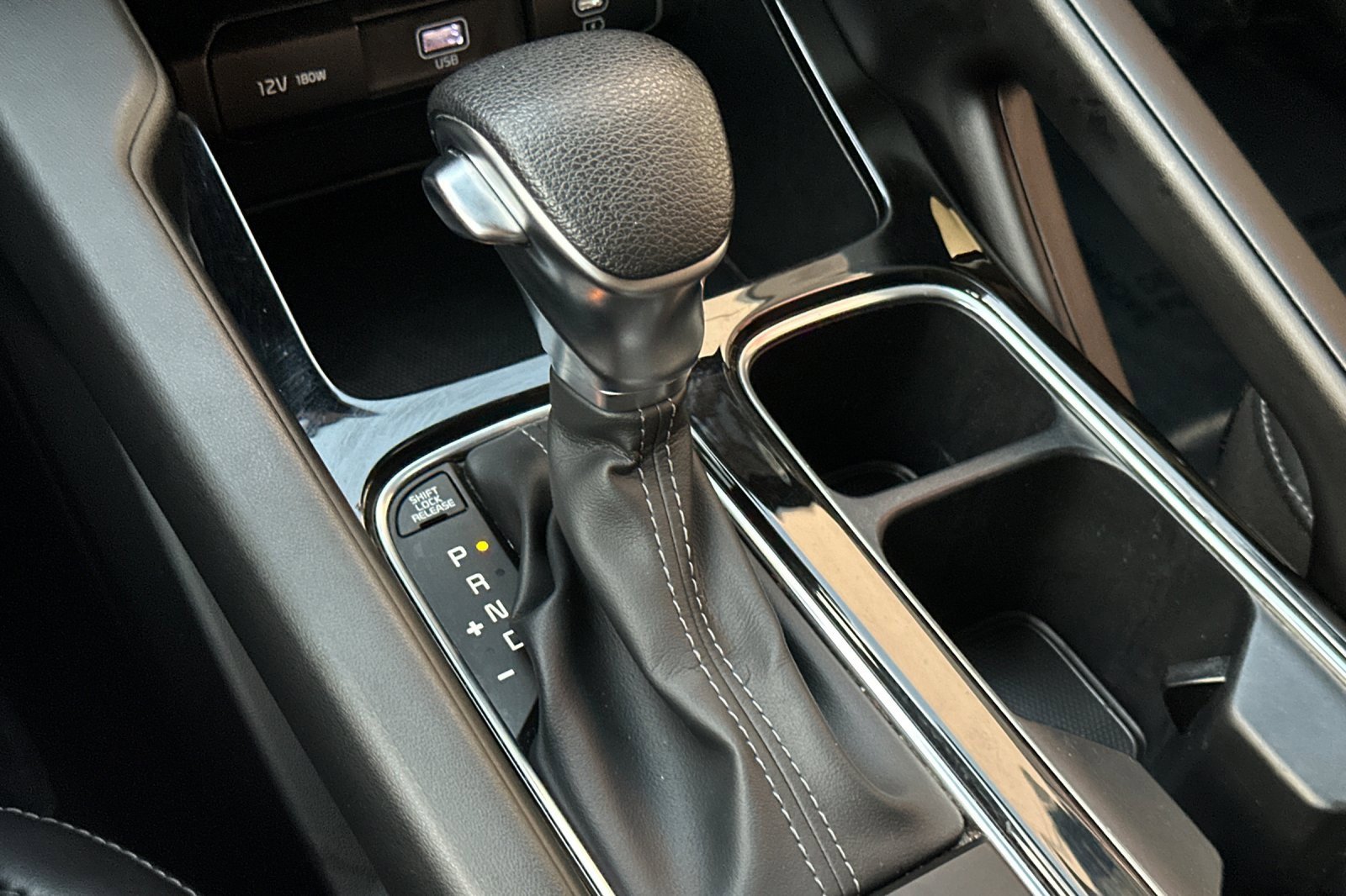 Used 2024 Kia Telluride LX image 29