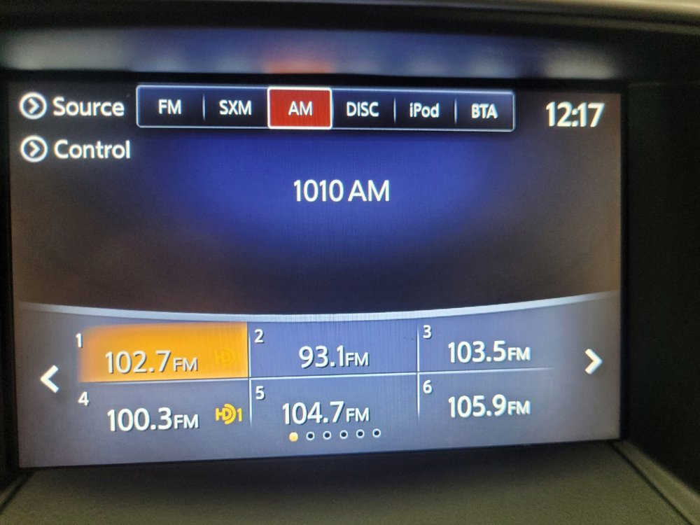 Used 2019 Nissan Pathfinder SV w/ SV Tech Package image 25