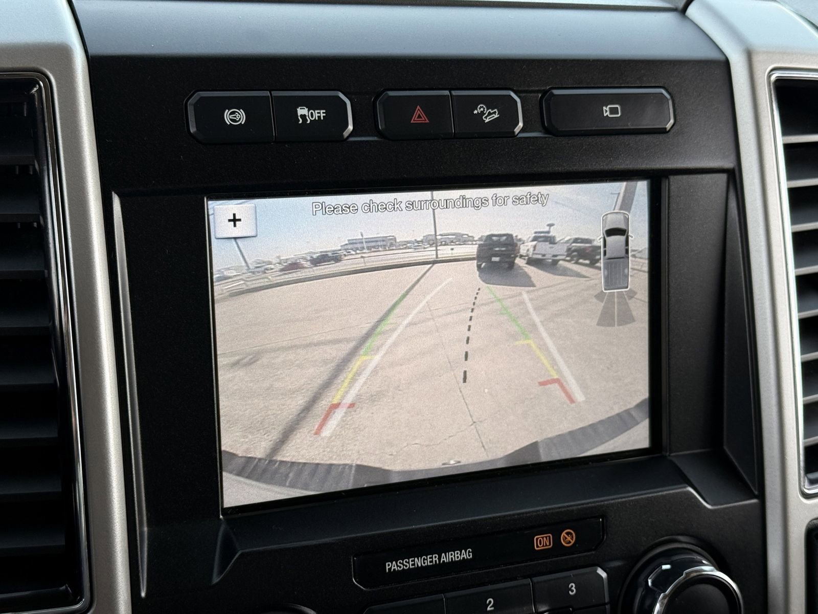 Used 2019 Ford F250 Lariat w/ Chrome Package image 18