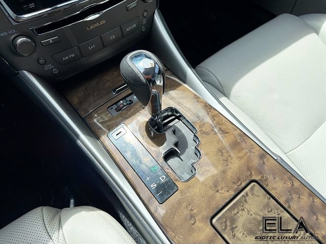 Used 2011 Lexus IS 350 w/ Premium Pkg Value Edition RWD image 18