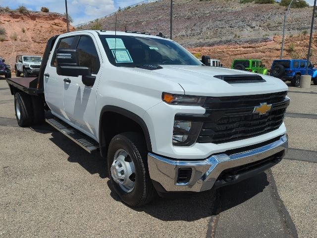 Used 2024 Chevrolet Silverado 3500 W/T w/ WT Convenience Package image 3
