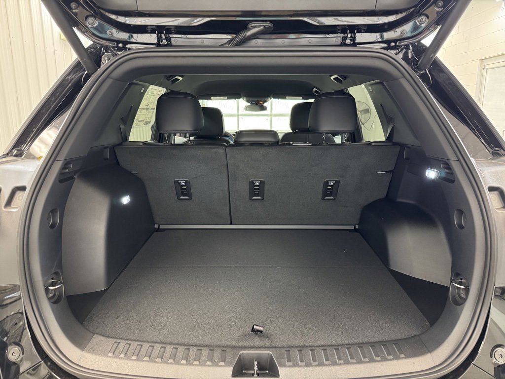 New 2026 GMC Terrain AT4 image 24