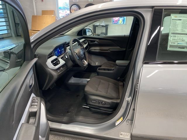 New 2027 Chevrolet Bolt LT FWD image 22