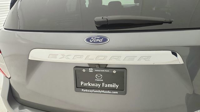 Used 2023 Ford Explorer 4WD image 12