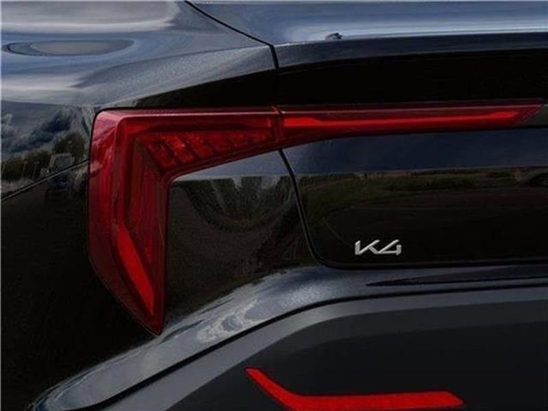 New 2025 Kia K4 LX image 38