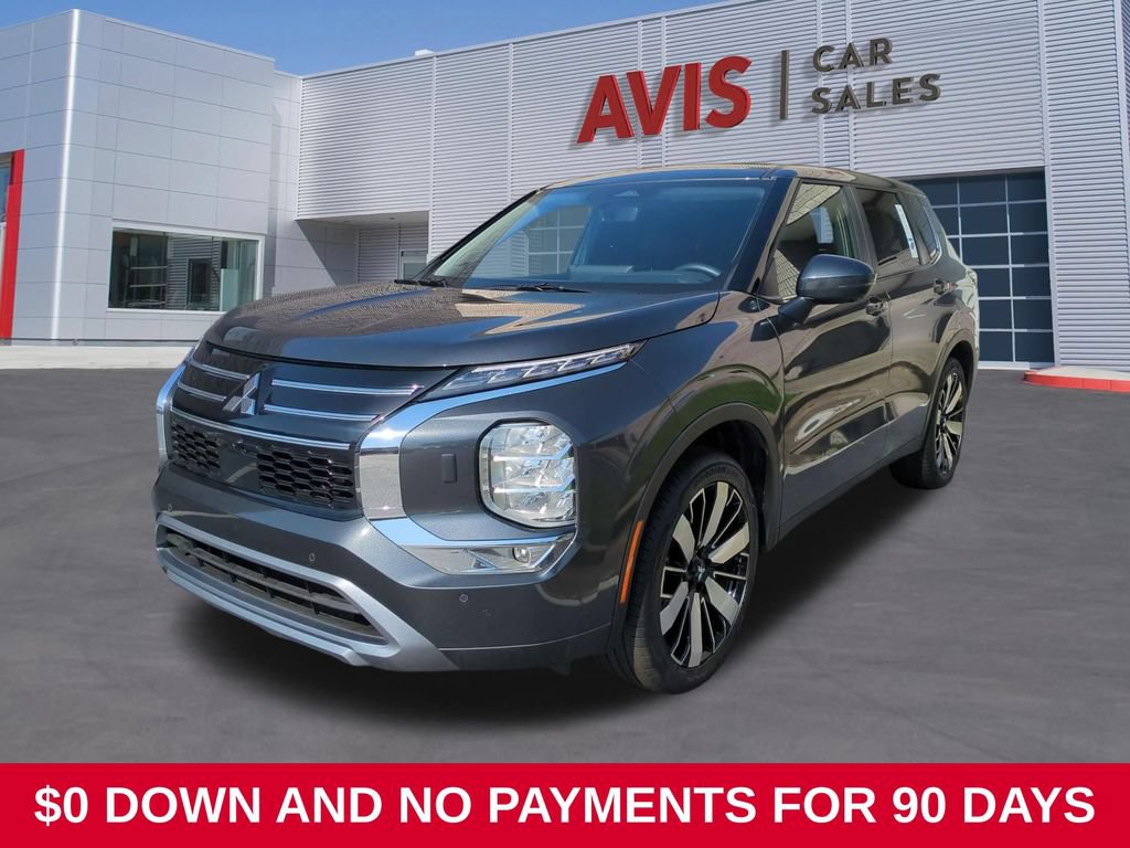 Used 2025 Mitsubishi Outlander SE