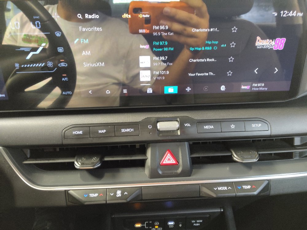 Used 2025 Kia K4 EX FWD image 25