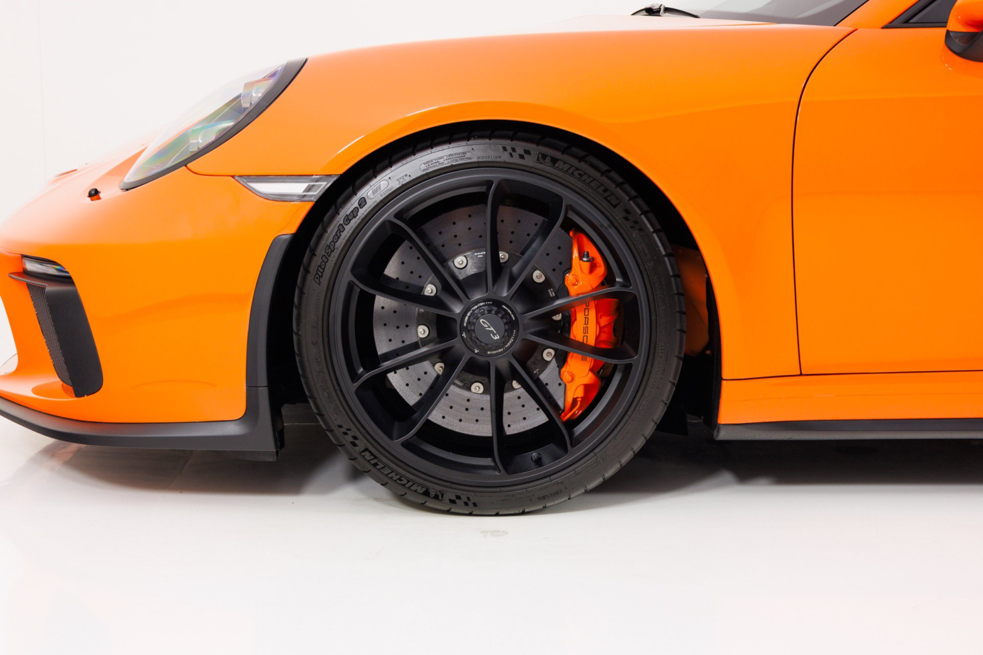 Used 2018 Porsche 911 GT3 RWD image 9