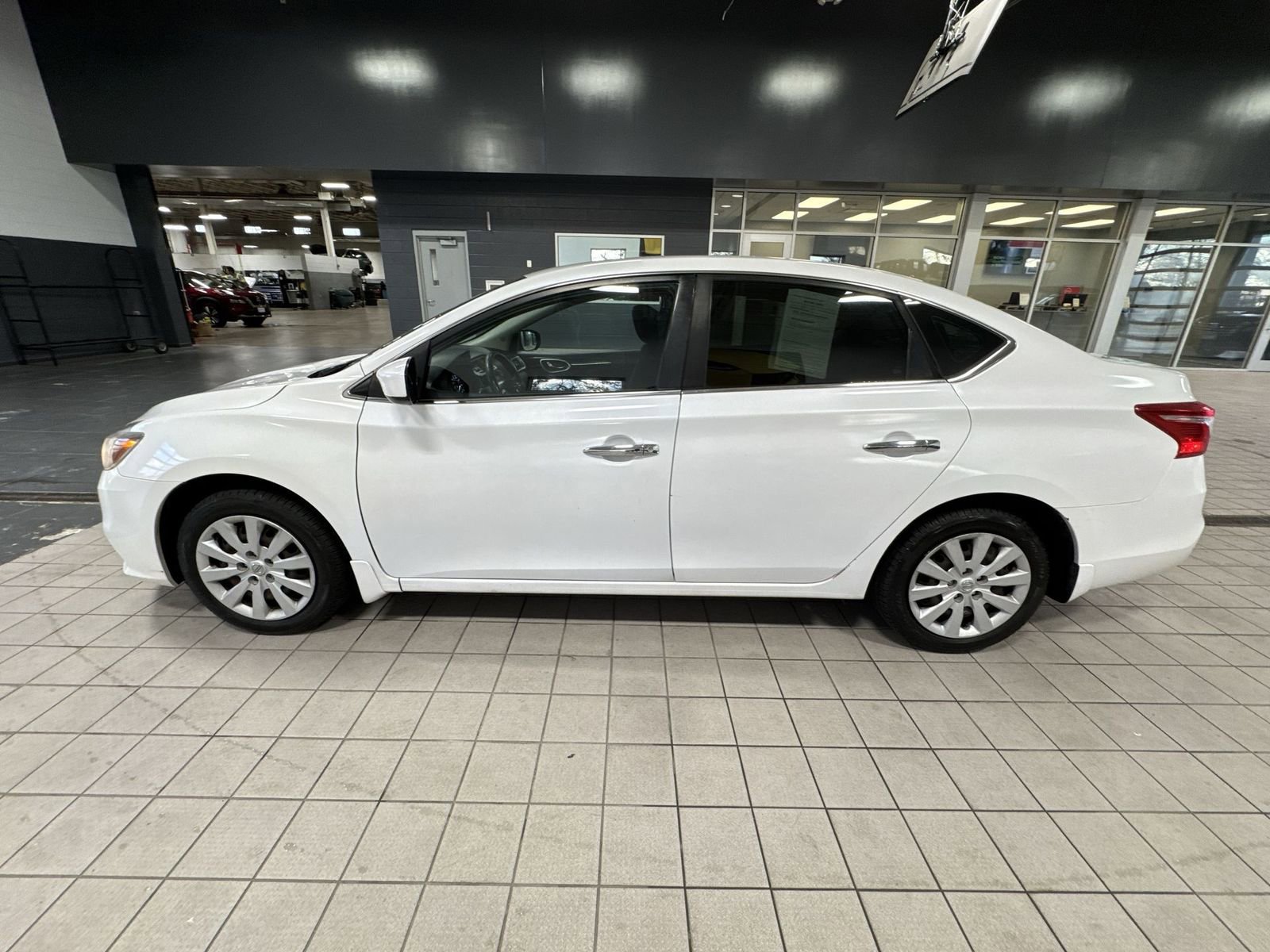 Used 2016 Nissan Sentra SV image 34