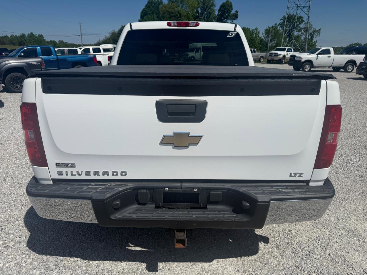 Used 2009 Chevrolet Silverado 1500 LTZ AWD/4WD image 4
