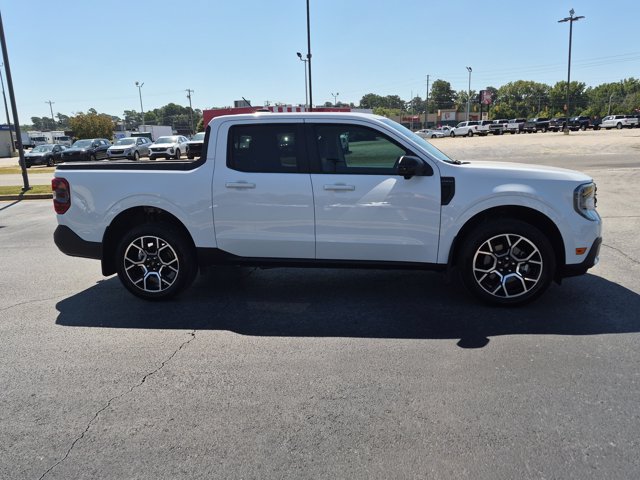 Certified 2025 Ford Maverick Lariat w/ 4K Tow Package AWD/4WD image 3