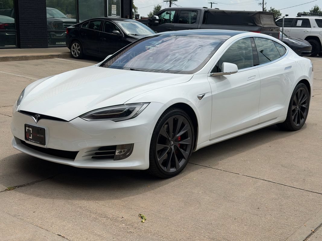 Used 2019 Tesla Model S Performance AWD/4WD image 17