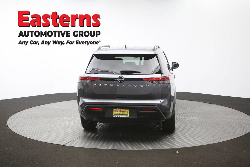 Used 2025 Nissan Pathfinder SV FWD image 38