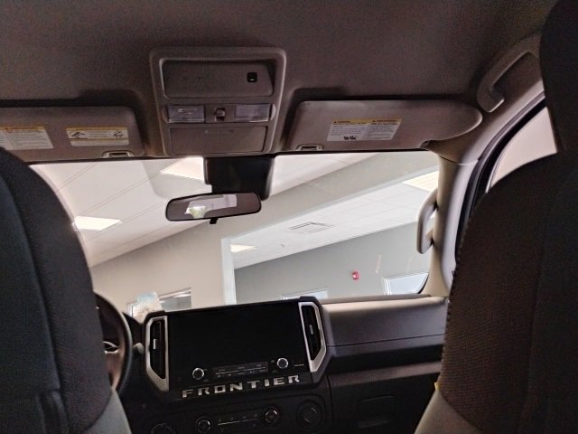 New 2025 Nissan Frontier SV image 10