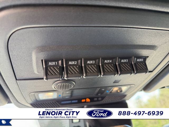 Used 2023 Ford Bronco Badlands image 17