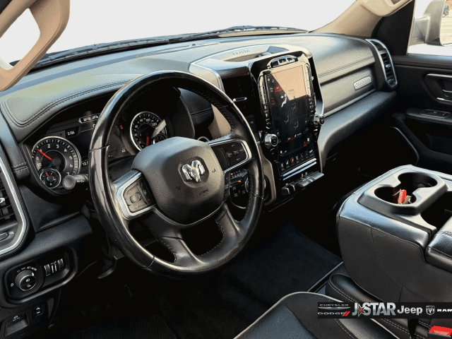 Used 2021 RAM 1500 Laramie AWD/4WD image 32