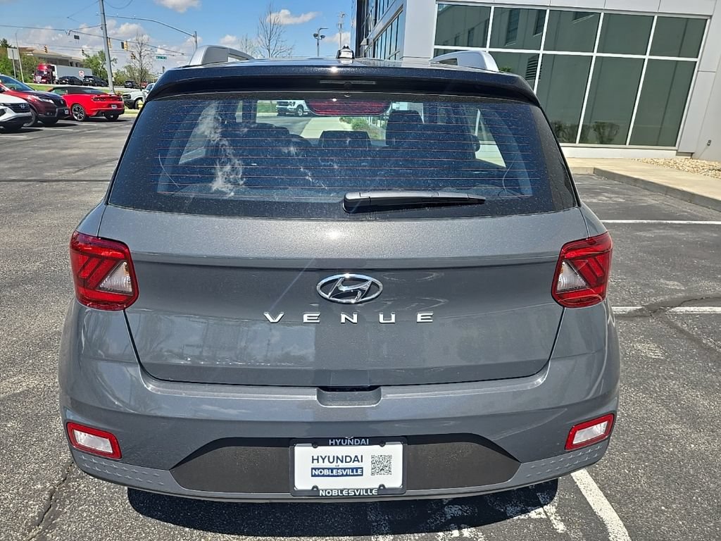 New 2026 Hyundai Venue SEL FWD image 7