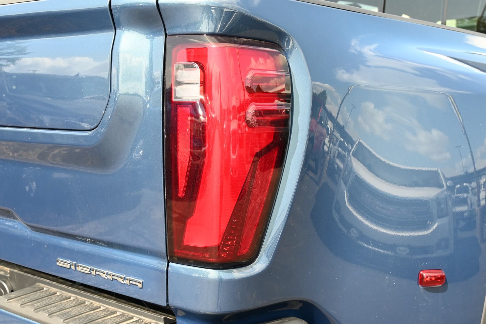 New 2026 GMC Sierra 3500 Denali Ultimate AWD/4WD image 21