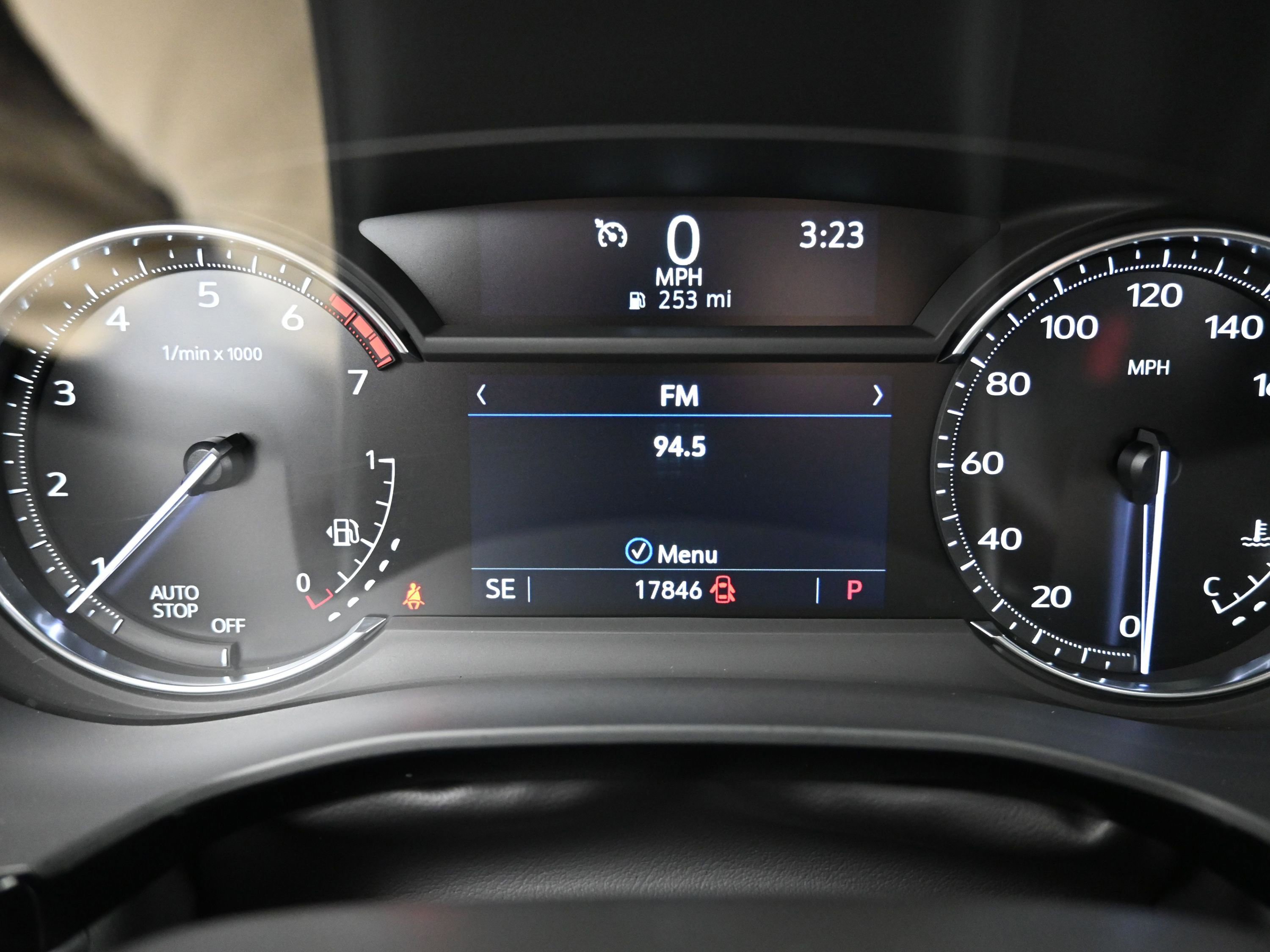 Used 2024 Cadillac XT5 Luxury w/ LPO, Floor Liner Package image 9