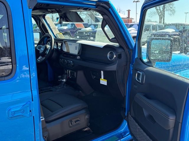 New 2026 Jeep Wrangler Sahara image 29