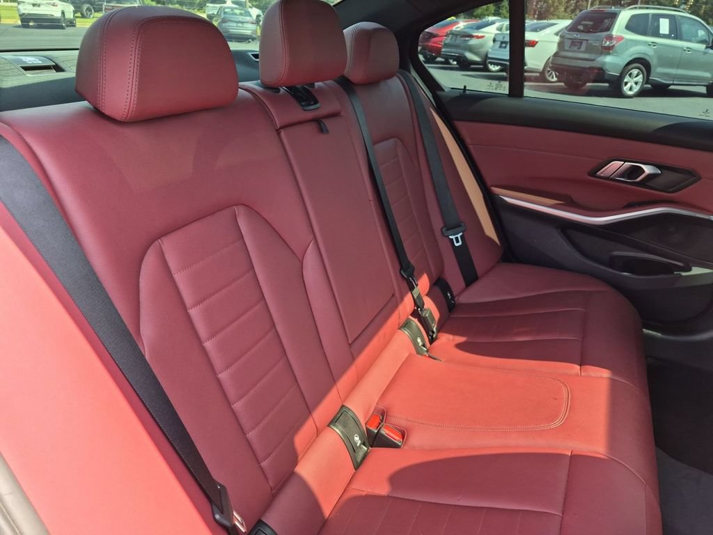 Used 2023 BMW M340i RWD image 34