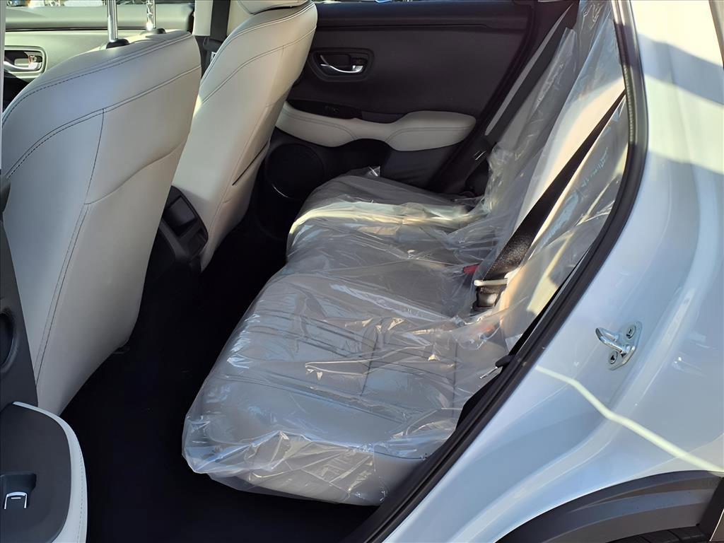 New 2026 Honda HR-V EX-L image 10