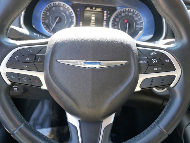 Used 2015 Chrysler 200 Limited w/ Convenience Group FWD image 17