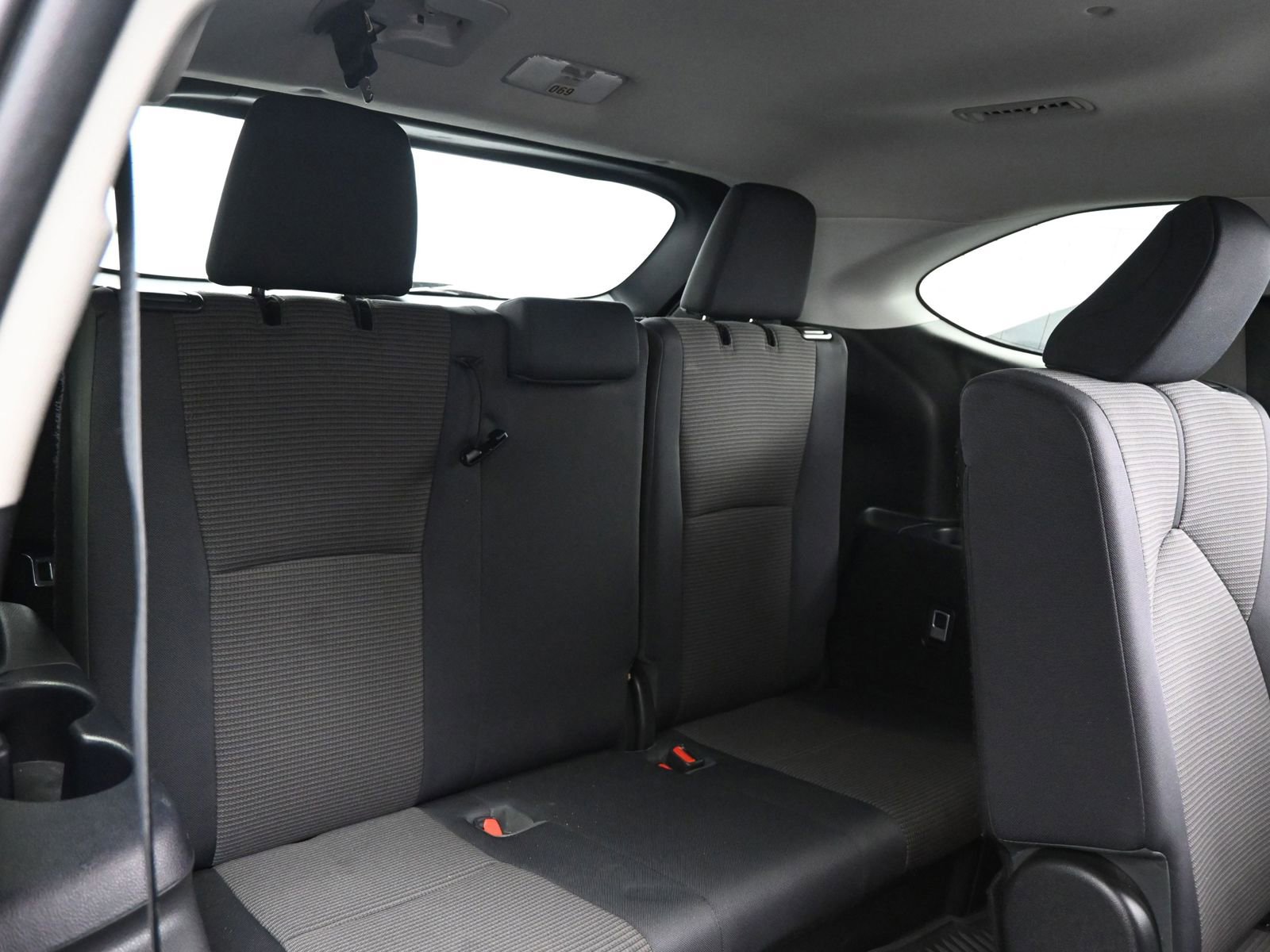 Used 2022 Toyota Highlander LE image 14