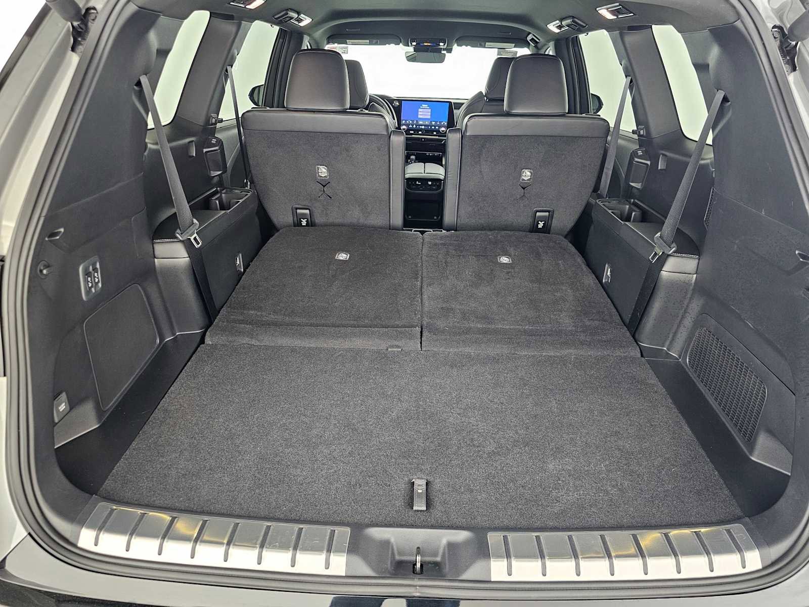 Certified 2024 Lexus TX 500h AWD w/ Technology Package image 17