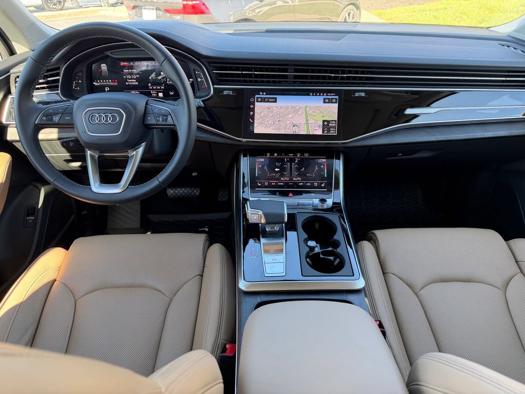 Certified 2025 Audi Q7 3.0T Prestige AWD/4WD image 2
