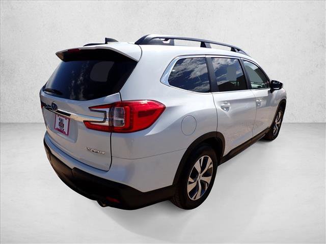 Used 2025 Subaru Ascent Premium AWD/4WD image 4