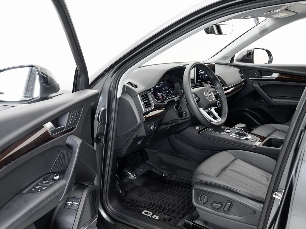 Used 2020 Audi Q5 e Premium Plus image 6