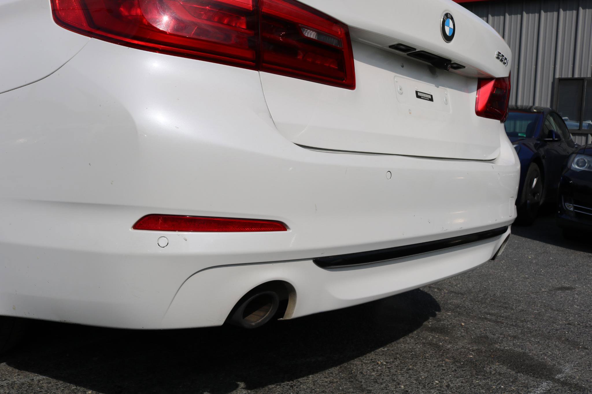 Used 2020 BMW 530i xDrive w/ Convenience Package AWD/4WD image 12