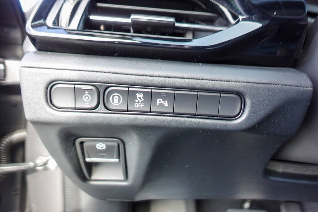 Used 2023 Acura MDX SH-AWD w/ Technology Package image 16