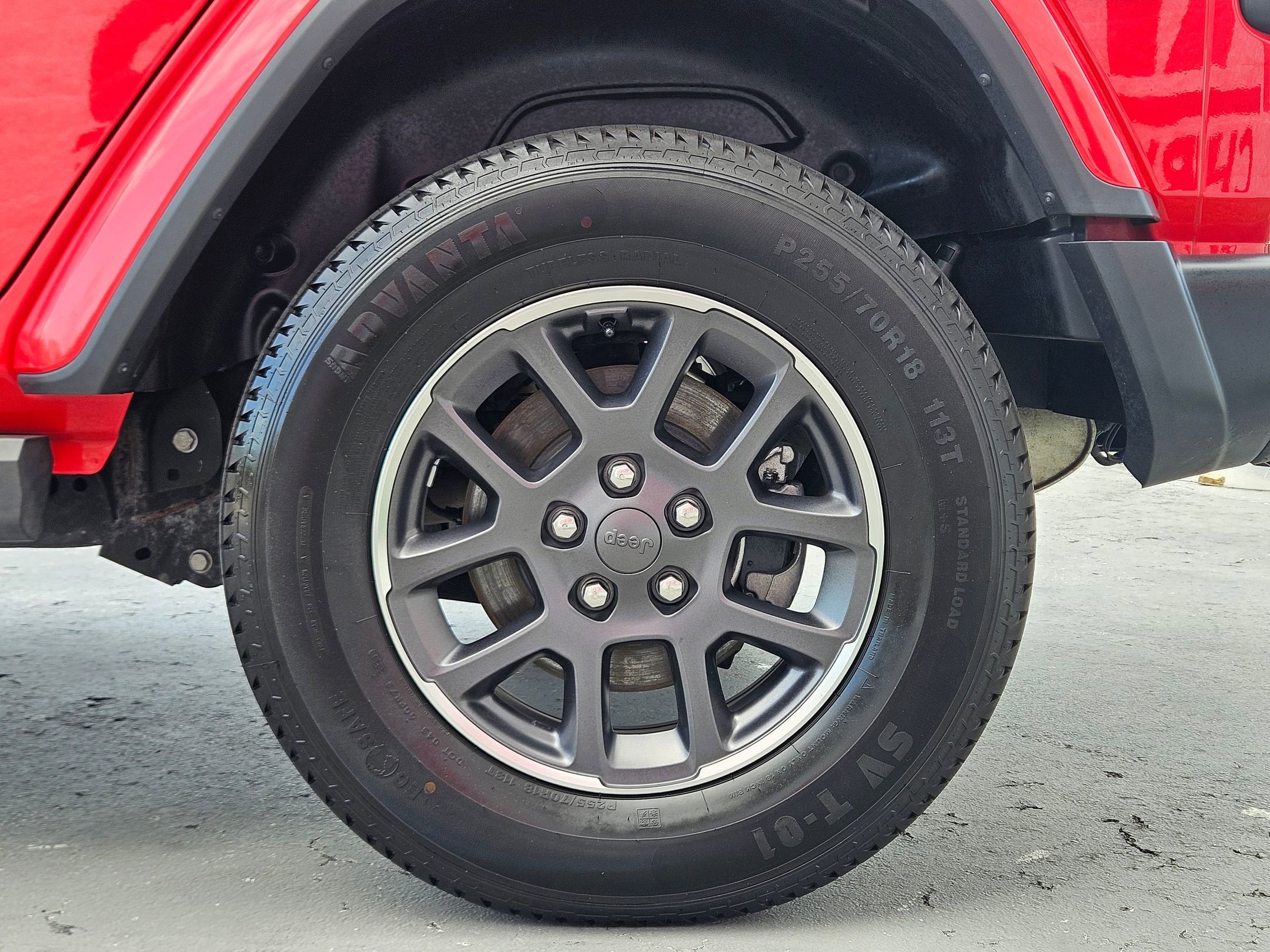 Used 2020 Jeep Wrangler Unlimited Sahara AWD/4WD image 29